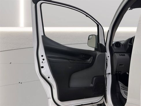 Used 2020 Nissan NV200 SV FWD image 14