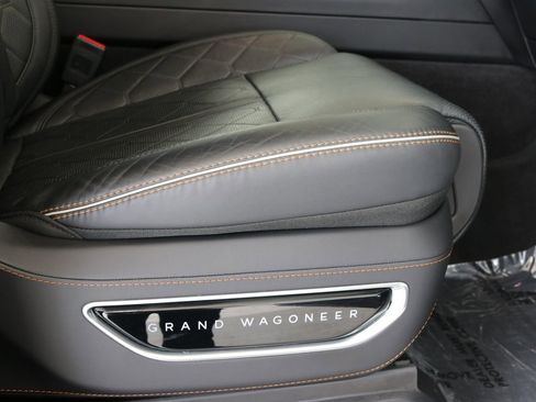 Used 2024 Jeep Grand Wagoneer L Series III w/ Quick Order Packagew 28T AWD/4WD image 47