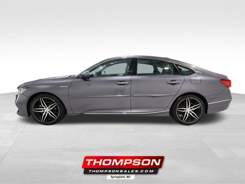 Used 2022 Honda Accord Touring image 1