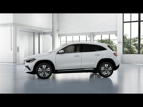 Certified 2026 Mercedes-Benz GLA 250 4MATIC image 30