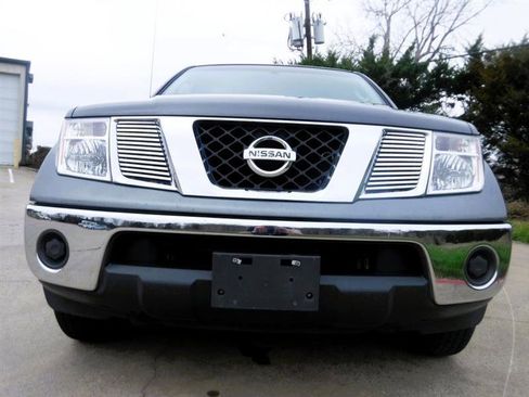 Used 2008 Nissan Frontier SE w/ SE Value Truck Pkg image 16