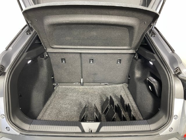 Used 2024 Volkswagen ID.4 2WD image 16