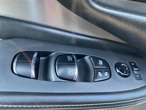 Used 2023 Nissan Murano SL image 14