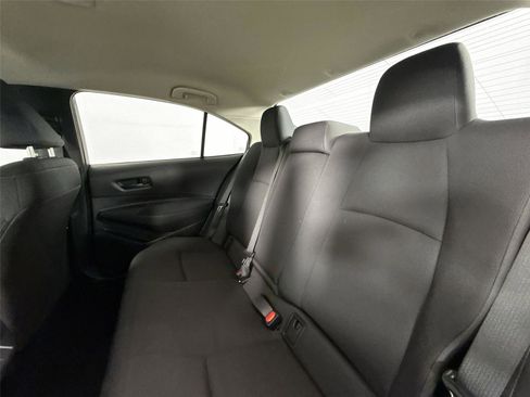 Certified 2023 Toyota Corolla LE image 28