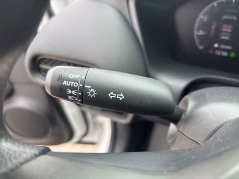 Used 2026 Honda HR-V LX image 15