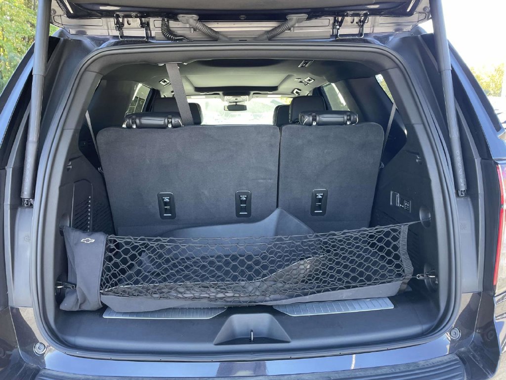 Used 2024 Chevrolet Tahoe Premier AWD/4WD image 40