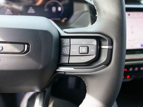 New 2026 Jeep Cherokee Overland image 29