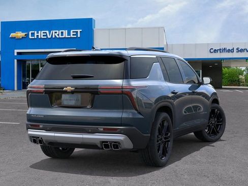 New 2026 Chevrolet Traverse LT image 4