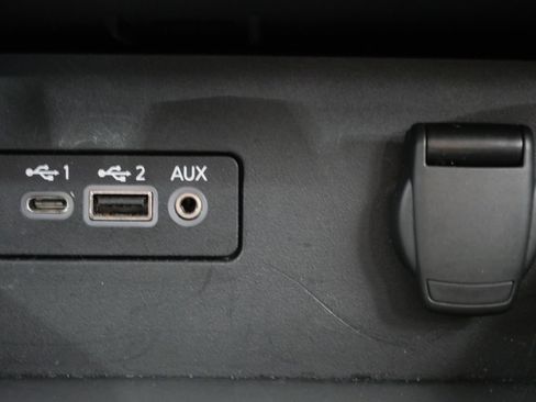 Used 2025 Nissan Altima 2.5 SV FWD image 21