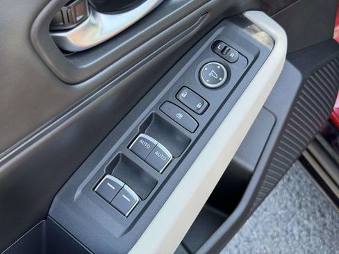 Certified 2025 Honda Accord EX-L image 7