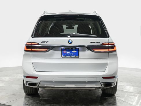 Used 2023 BMW X7 xDrive40i w/ Premium Package image 5