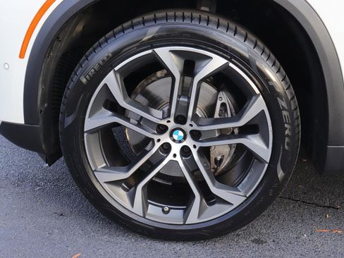 Certified 2024 BMW X5 xDrive40i w/ Premium Package image 47