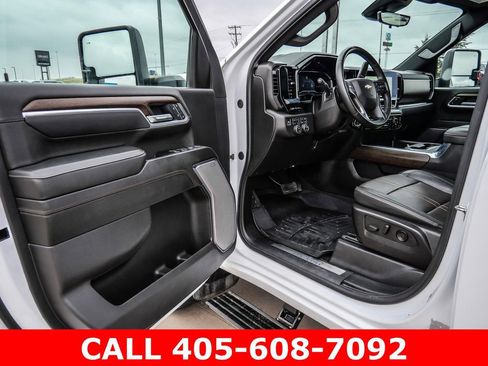 Certified 2025 Chevrolet Silverado 2500 High Country w/ High Country Premium Package AWD/4WD image 33