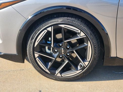 Used 2025 Kia K4 GT-Line image 16