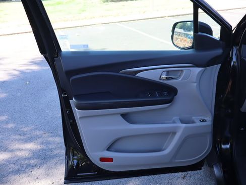Used 2018 Honda Pilot EX-L image 25