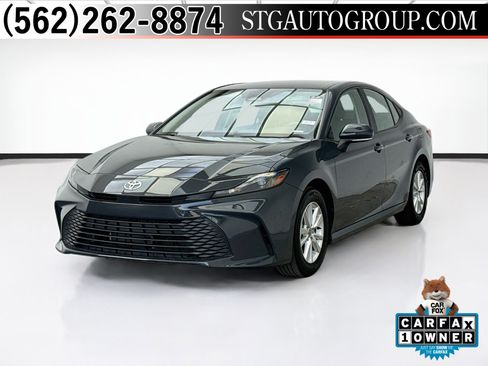 Used 2025 Toyota Camry LE FWD image 1