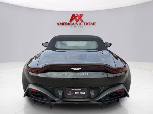 Used 2022 Aston Martin V8 Vantage Roadster RWD image 4