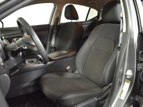 Certified 2023 Nissan Sentra S FWD image 9