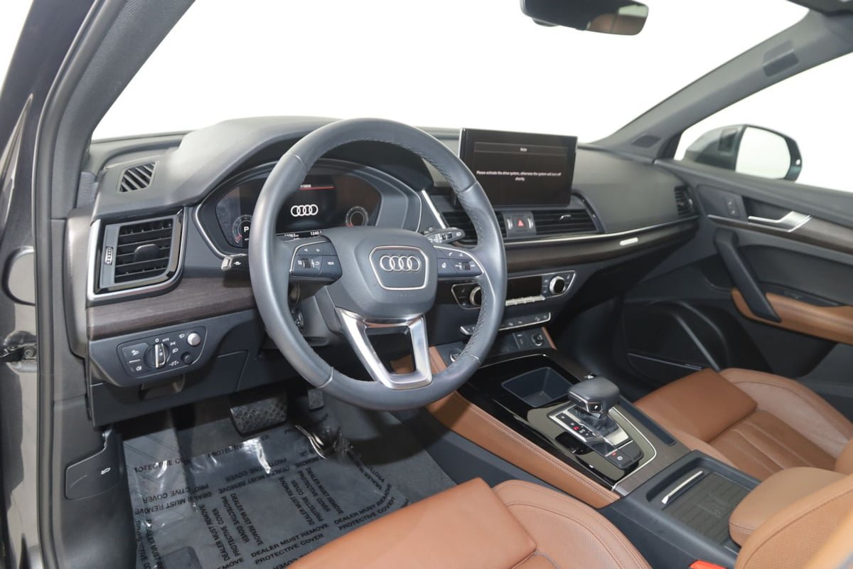 Used 2023 Audi Q5 2.0T Prestige w/ Prestige Package AWD/4WD image 26