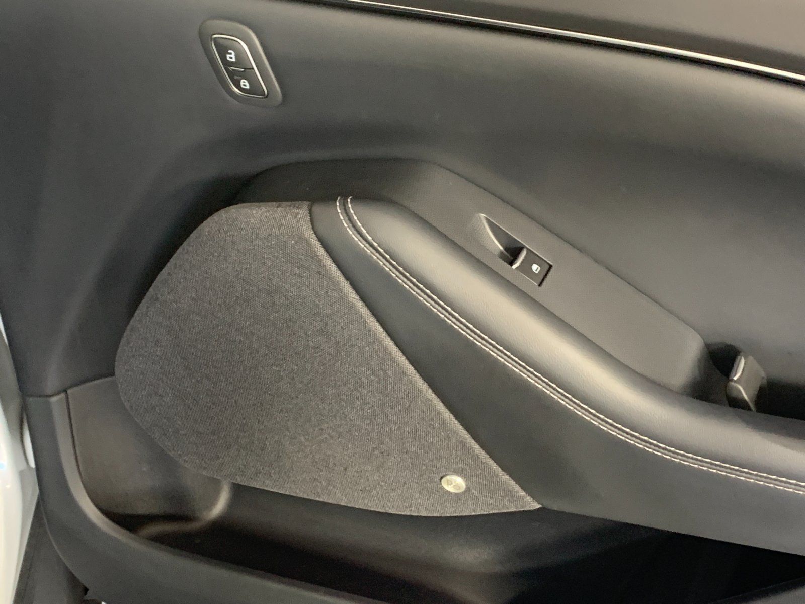 Used 2022 Ford Mustang Mach-E Premium RWD image 40