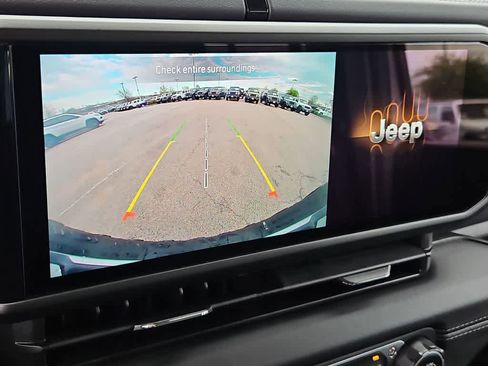 Used 2024 Jeep Wrangler Unlimited Rubicon image 29