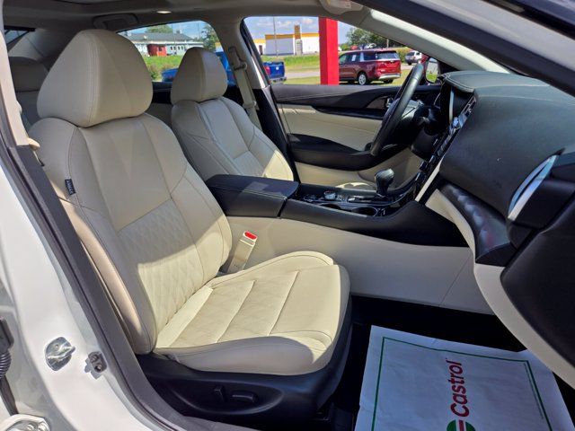 Used 2023 Nissan Maxima Platinum w/ Sport Mat Group FWD image 21