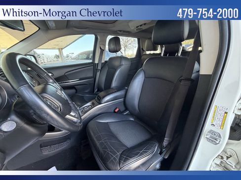 Used 2018 Dodge Journey Crossroad w/ Nav & Sun Group image 10