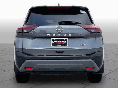 Certified 2022 Nissan Rogue SV w/ SV Premium Package FWD image 5