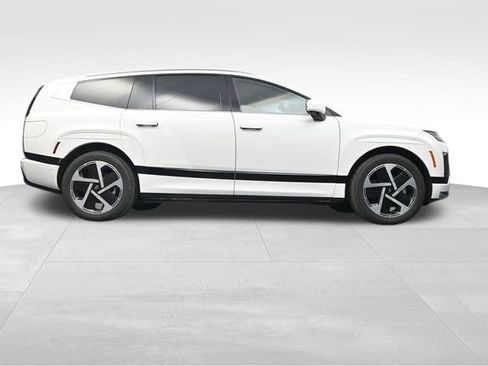 New 2026 Hyundai Ioniq 9 Calligraphy image 39