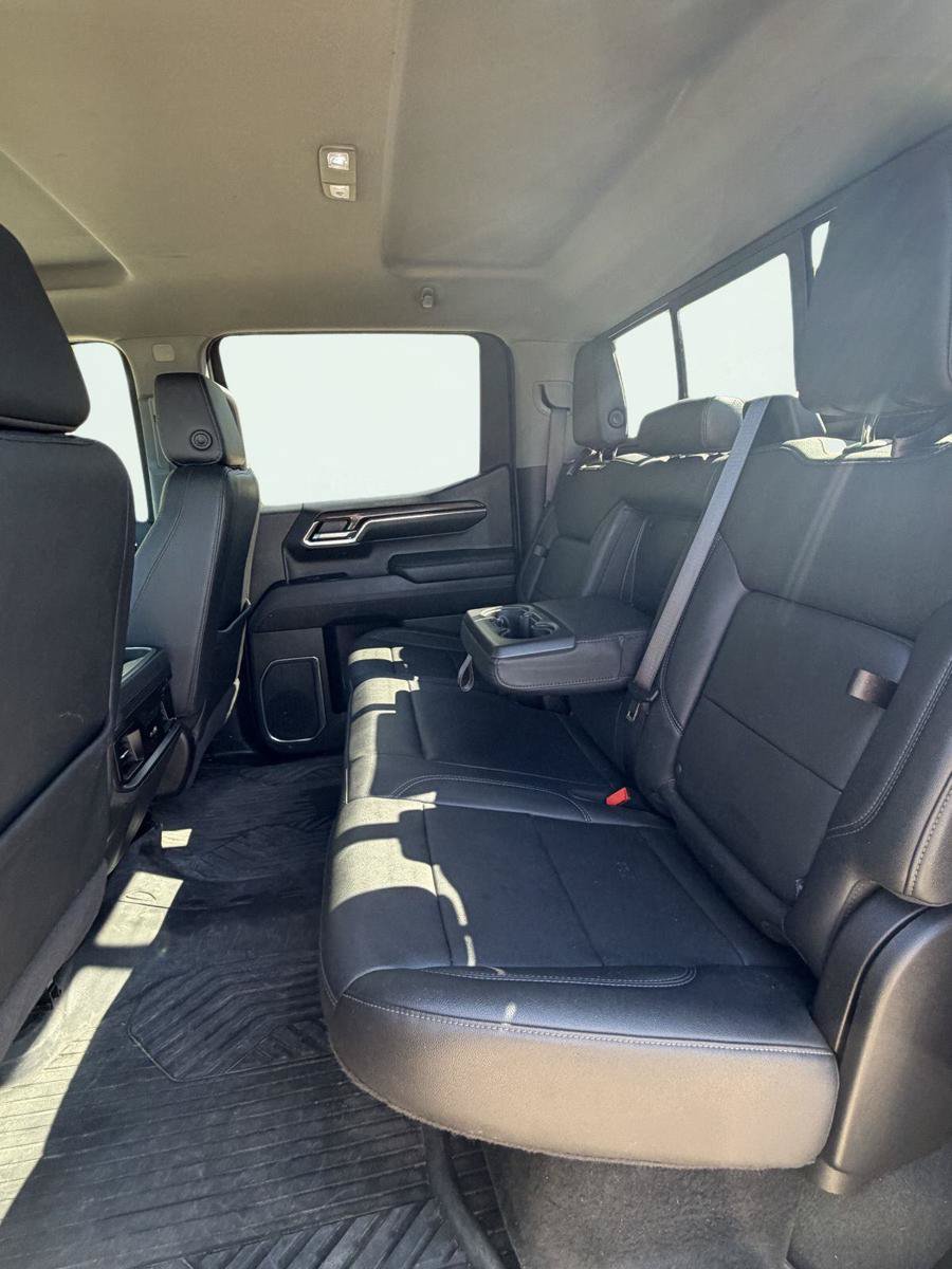 Used 2024 Chevrolet Silverado 1500 LT Trail Boss w/ LT Trail Boss Premium Package AWD/4WD image 14