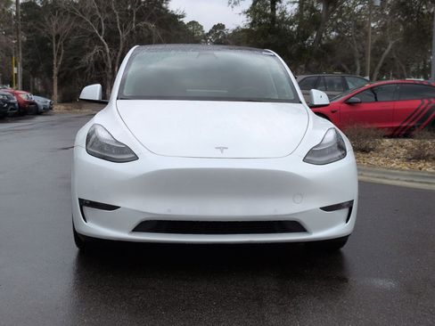 Used 2022 Tesla Model Y Performance image 8