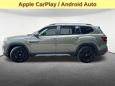 Used 2025 Volkswagen Atlas Peak Edition SE AWD/4WD image 6