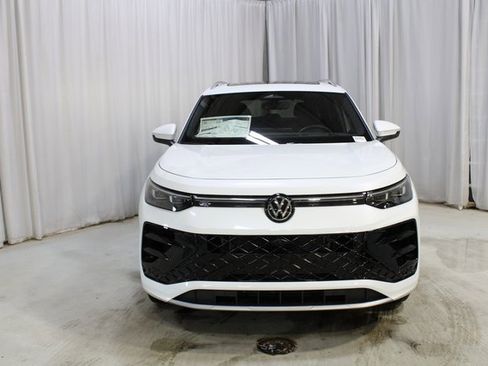New 2026 Volkswagen Tiguan SEL R-Line image 38