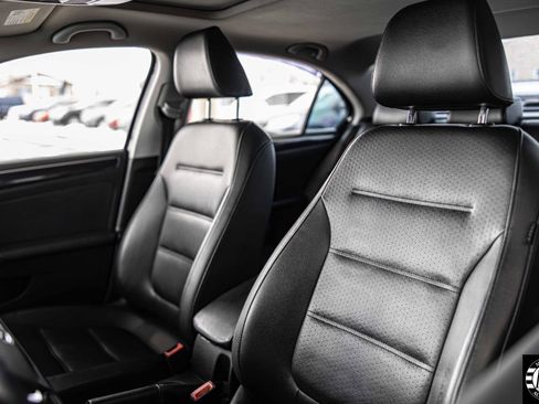 Used 2015 Volkswagen Jetta TDI SEL FWD image 18