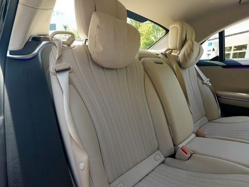 Used 2023 Mercedes-Benz S 500 4MATIC w/ AMG Line image 95