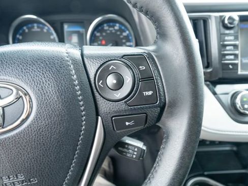 Used 2017 Toyota RAV4 Limited FWD image 24