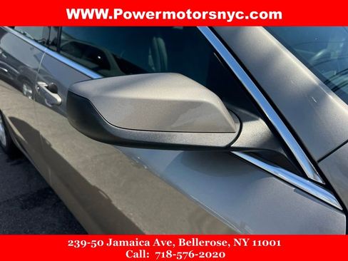 Used 2022 Chevrolet Malibu LT image 11