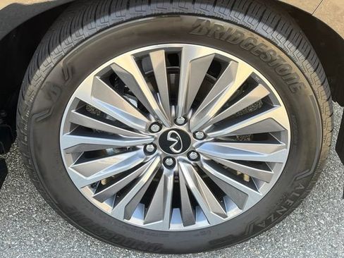 Certified 2025 INFINITI QX80 Sensory AWD/4WD image 34