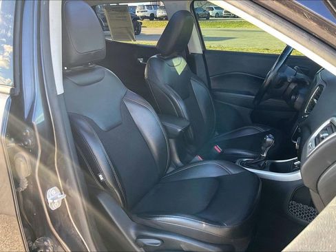 Used 2020 Jeep Compass Latitude image 7