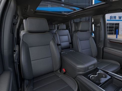 New 2026 Chevrolet Suburban Premier image 17
