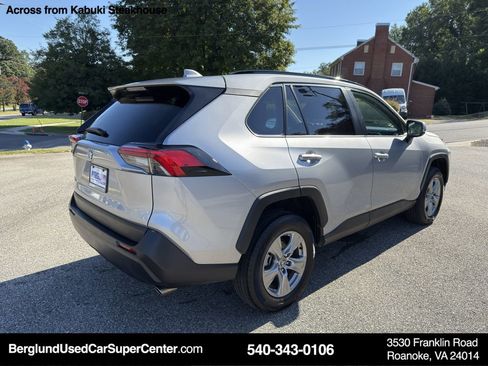 Used 2024 Toyota RAV4 XLE image 4