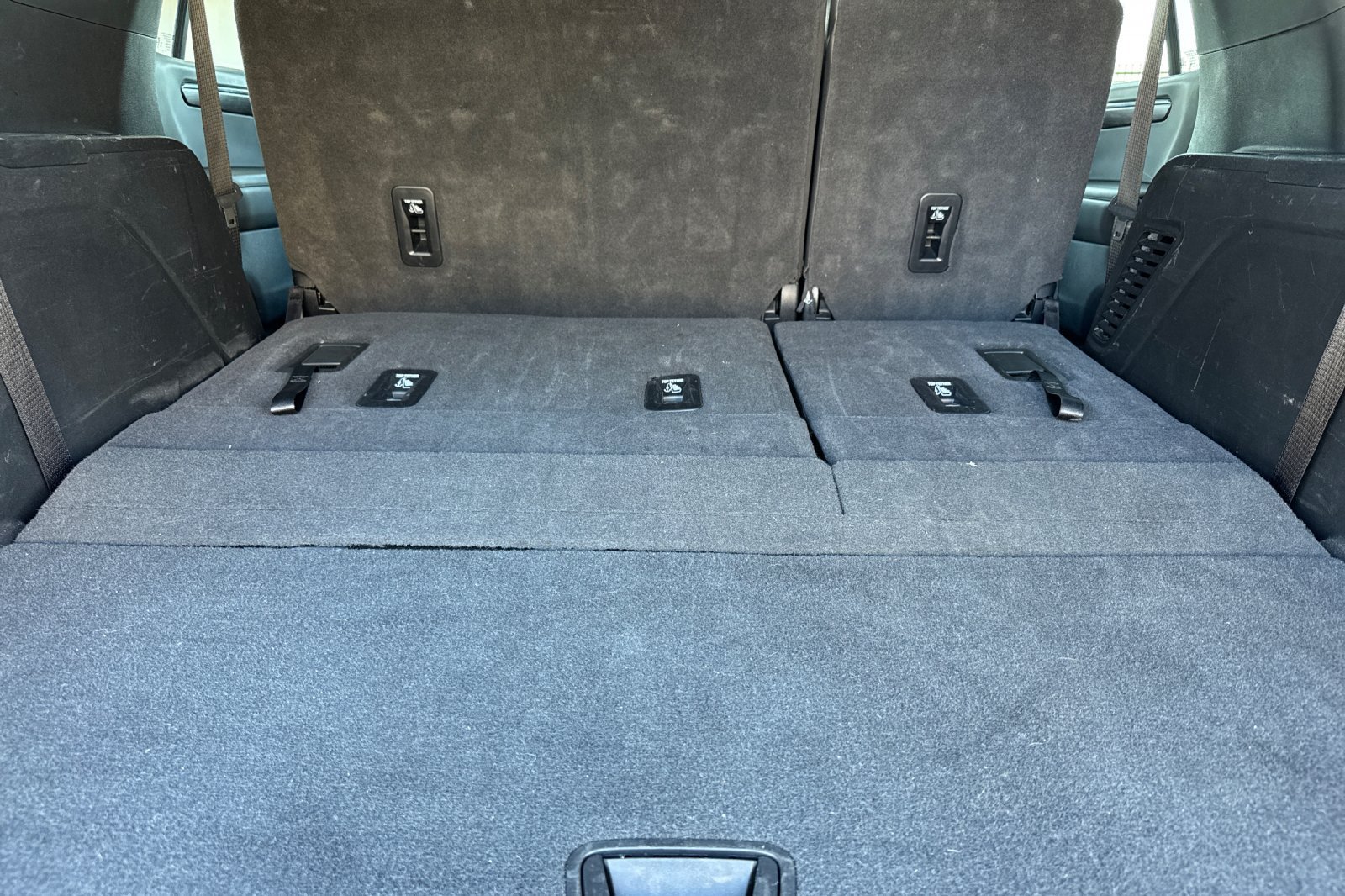 Used 2025 Chevrolet Tahoe Z71 AWD/4WD image 17