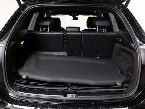 Used 2023 Mercedes-Benz GLA 250 4MATIC image 28