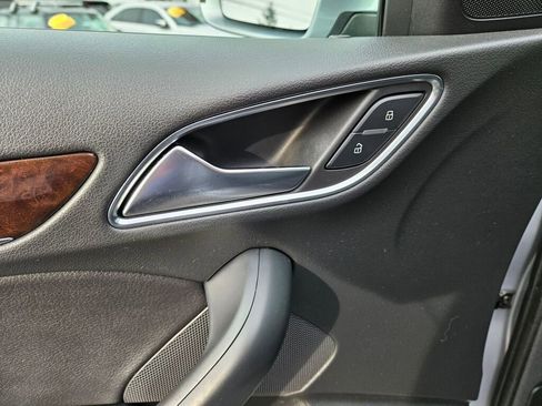 Used 2016 Audi Q3 2.0T Premium Plus image 17