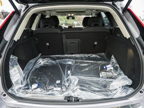 New 2026 Volvo XC60 B5 Plus w/ Protection Package Premier image 10