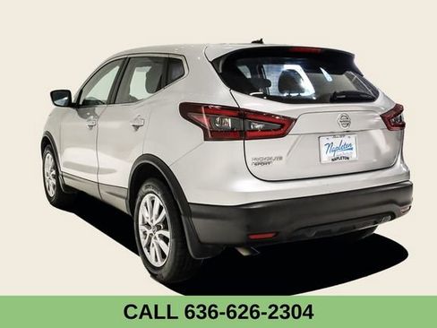 Used 2022 Nissan Rogue Sport S image 8