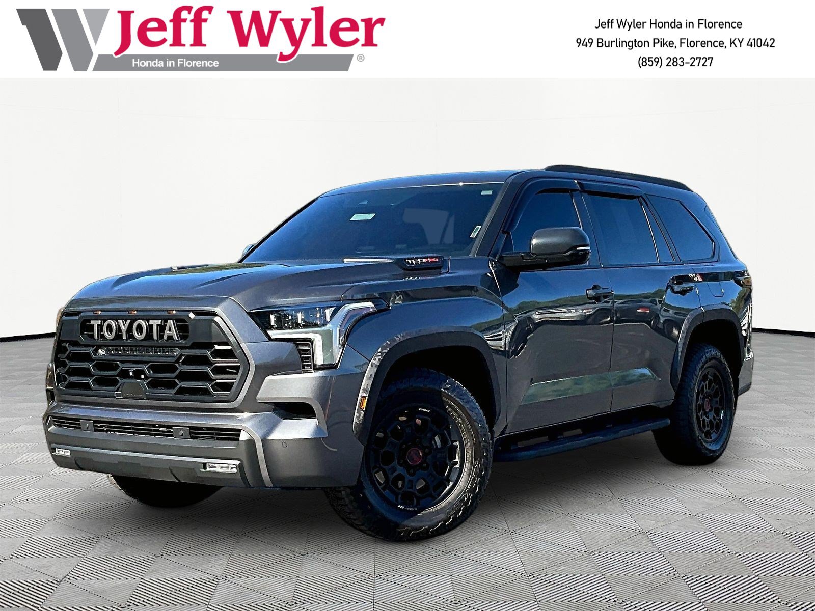 Used 2025 Toyota Sequoia TRD Pro AWD/4WD image 1