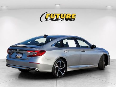 Used 2022 Honda Accord Sport image 4