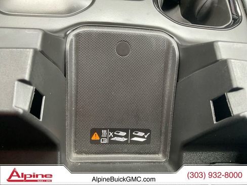 Used 2023 GMC Sierra 1500 AT4 w/ AT4 Premium Package AWD/4WD image 19