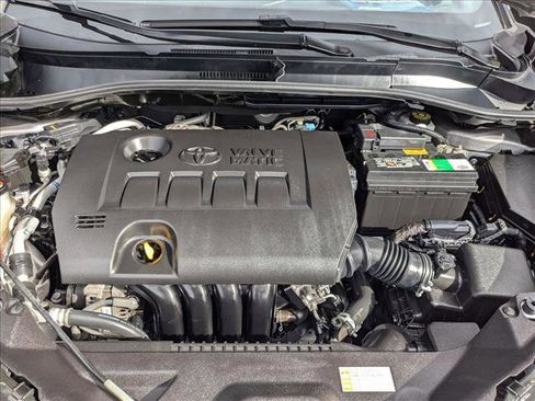 Used 2018 Toyota C-HR XLE image 22